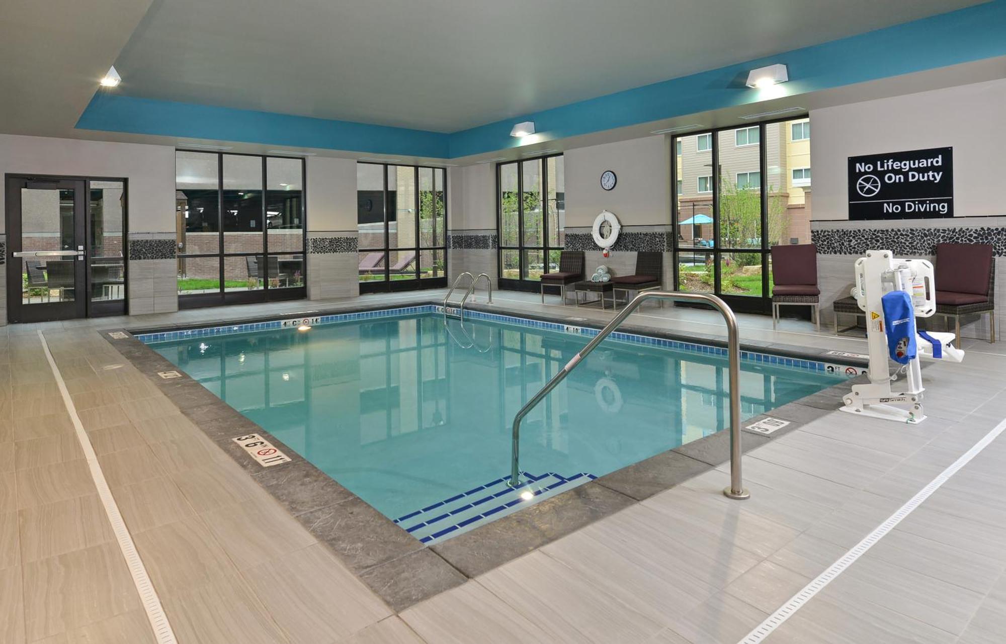 Hampton Inn & Suites Des Moines Downtown Экстерьер фото