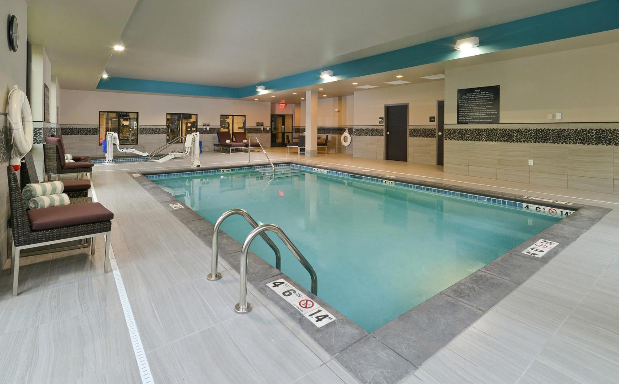 Hampton Inn & Suites Des Moines Downtown Экстерьер фото