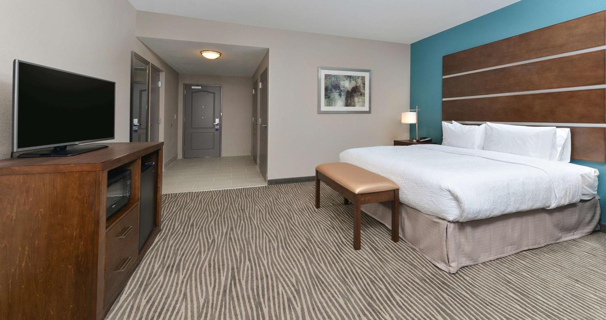 Hampton Inn & Suites Des Moines Downtown Экстерьер фото