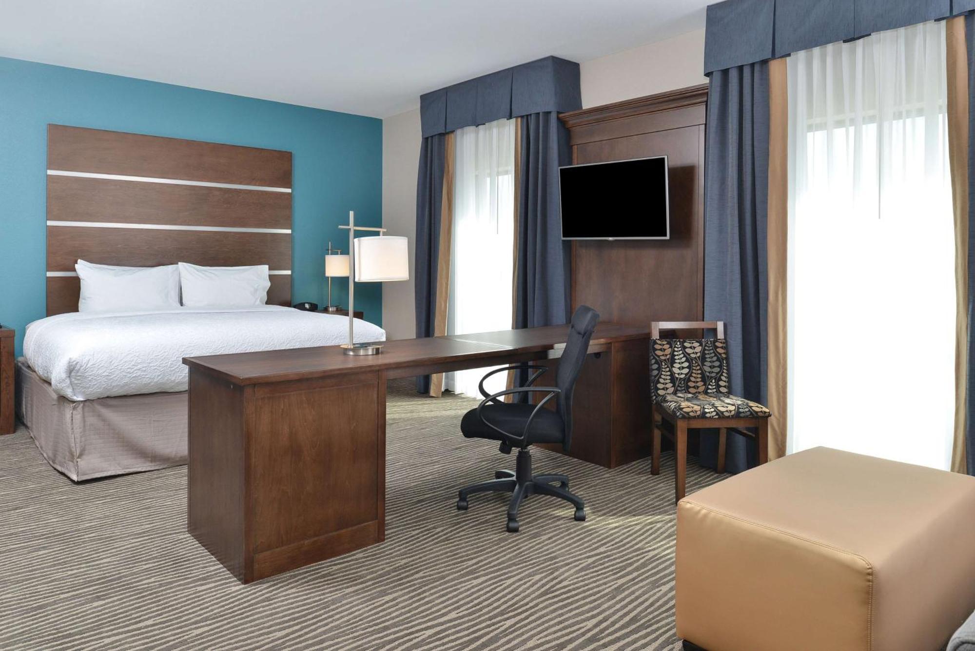 Hampton Inn & Suites Des Moines Downtown Экстерьер фото